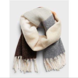 Banana Republic OVERSIZED Color-Block Fuzzy Scarf